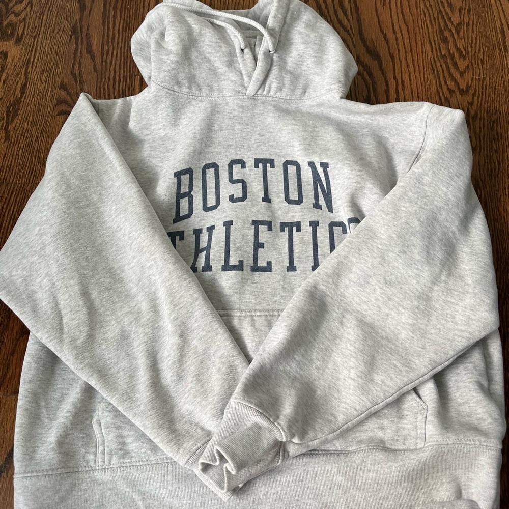 Brandy Melville Boston athletics sweatshirt